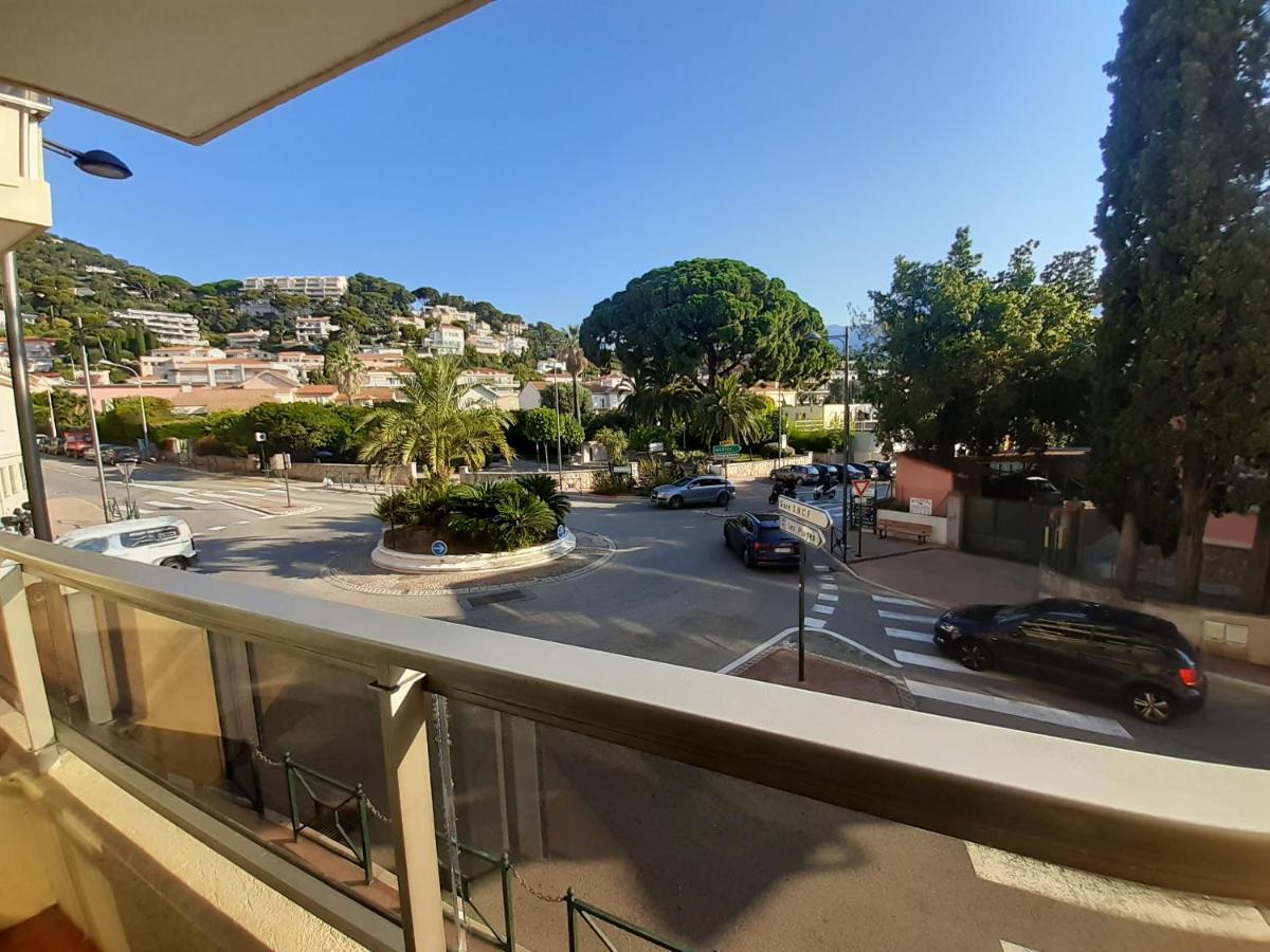 Joli Appartement Entre Menton Et Monaco โรกบรูน-กัป-มาร์แต็ง ภายนอก รูปภาพ